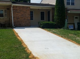 204 W Beaver Ct, Bear, DE 19701