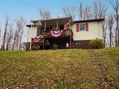 243 Gaskill Rd, Grindstone, PA, 15442