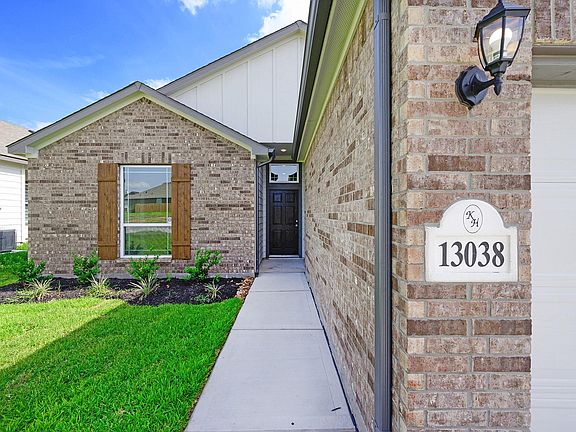 2nd image of 13038 Laura Lake Dr