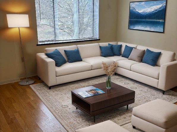 660 East Ave APT 203