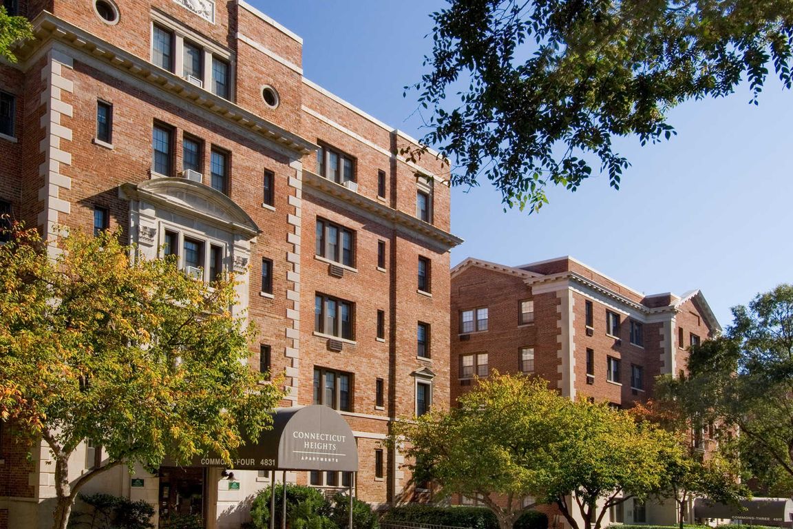 Connecticut Heights Apartments