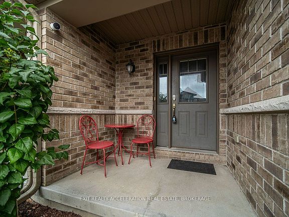 4th image of 46 Princeton Pl