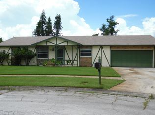 911 Beaverdale Pl, Rockledge, FL 32955