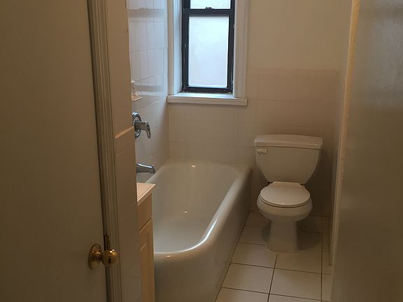 2nd image of 441 Brooklyn Ave APT 4E