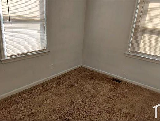 2nd image of 423 Worster Ave