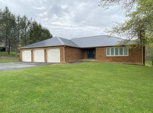 1220 Olde Oaks Dr, Gray, TN 37615