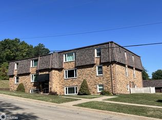 304 35th St APT 303, Fort Madison, IA 52627