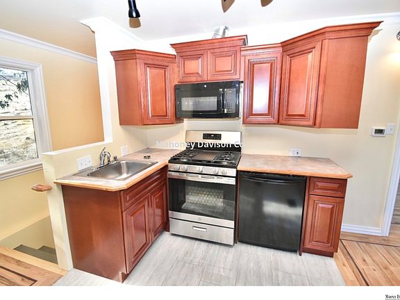 4th image of 6B Issel Ln