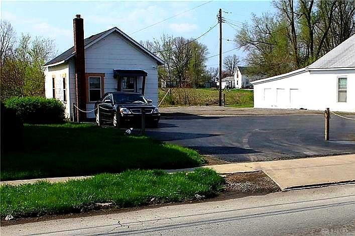 1st image of 1666 W Main St