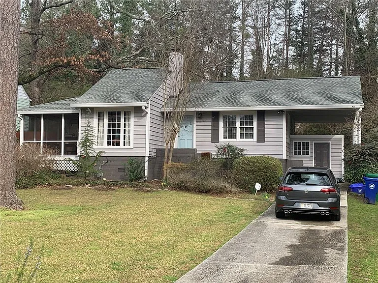 1148 Forrest Blvd — Photo 2