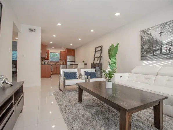 601 SE 5th Court #108, Fort Lauderdale, FL 33301