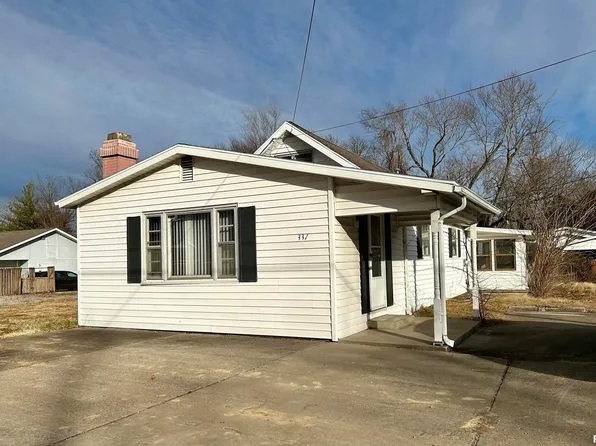 337-339 S Lewis Ln #2, Carbondale, IL 62901