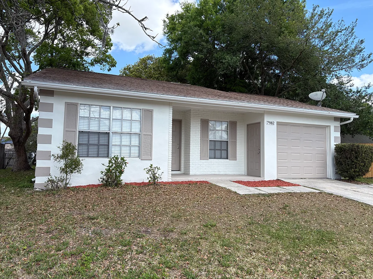 Building Photo - 7982 Adelaide Loop