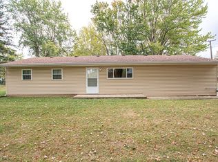 706 Abbe Rd, Elyria, OH 44035