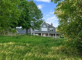 28023 Bayview Dr, Red Wing, MN 55066