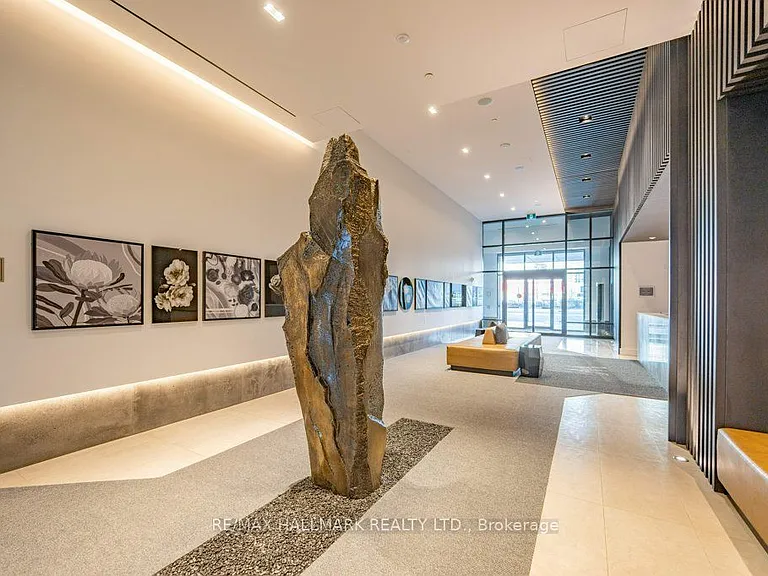 8868 Yonge St #1507E — Photo 3