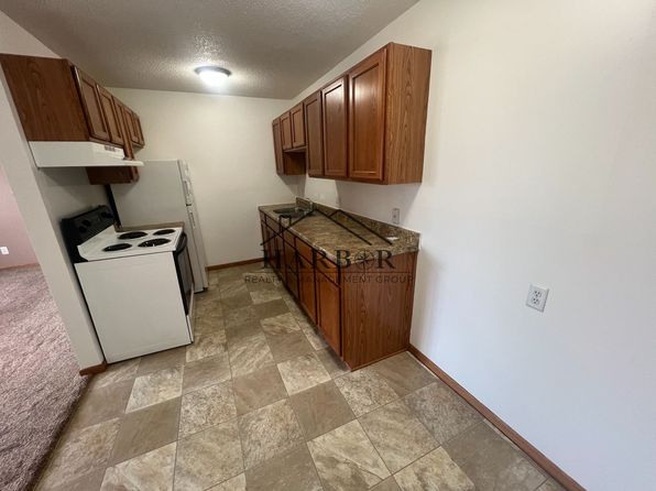 110 2nd Ave SE APT 202