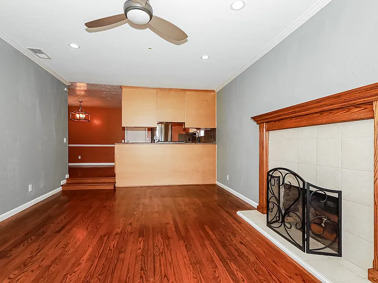 635 Pilgrim Dr — Photo 6