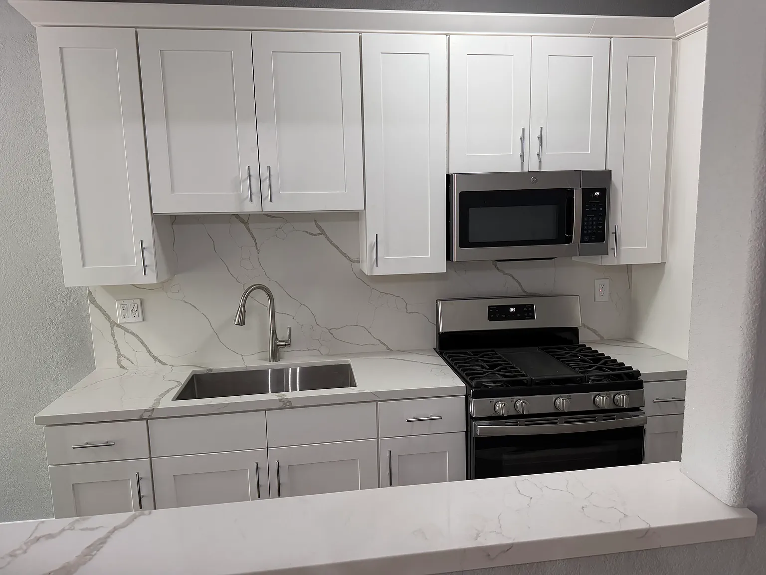 Studio, $1,595 — Photo 2
