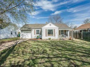 2426 E Mesita Dr, Wichita, KS 67211