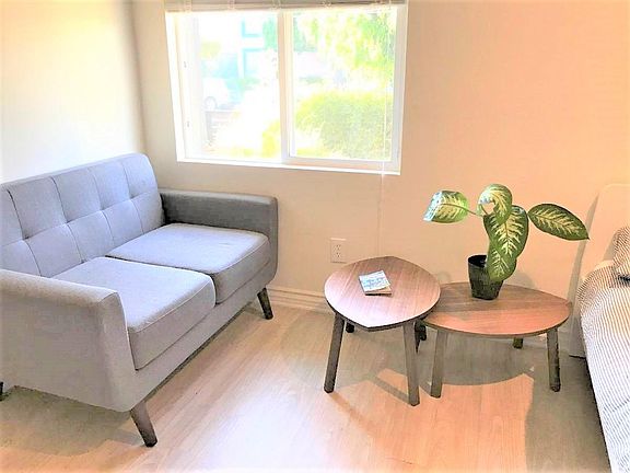 3rd image of 12734 Caswell Ave APT 9