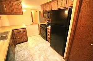 3rd image of 2831 187th Ln NW