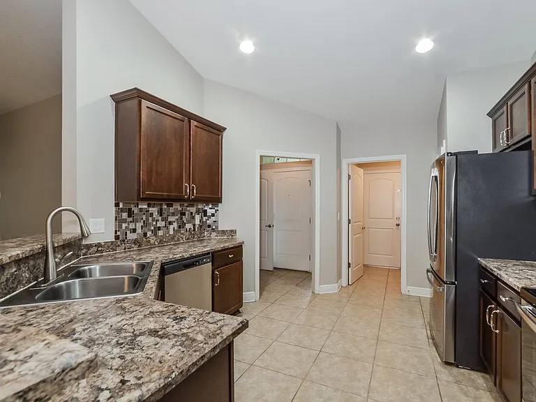 2214 Angel Fish Loop — Photo 6