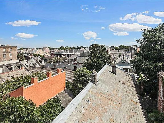 3rd image of 927 Toulouse St #302