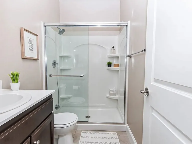 967 Dainty Ave — Photo 4