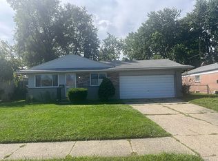 3848 Frazho Rd, Warren, MI 48091
