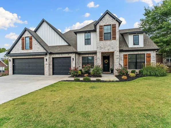 4205 NE Kensington Ave, Bentonville, AR 72712