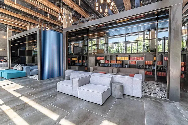 Rented by The KCI Group | media 39