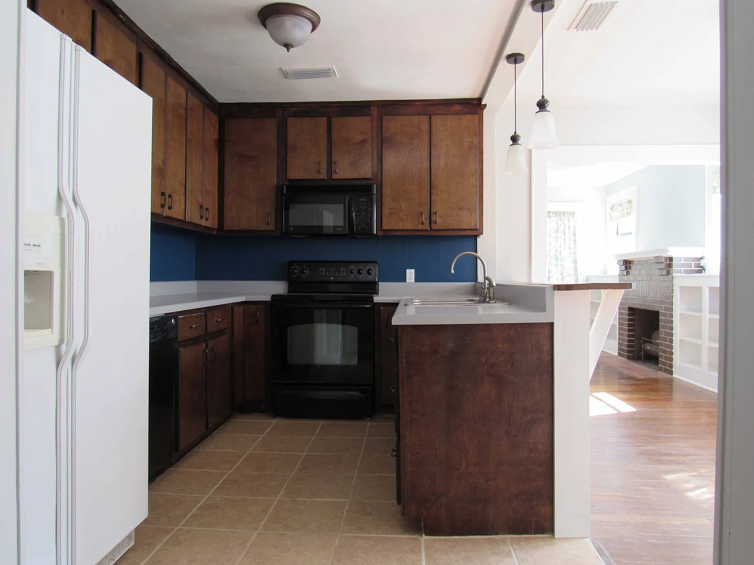 1401 Brown Avenue - 1 — Photo 3