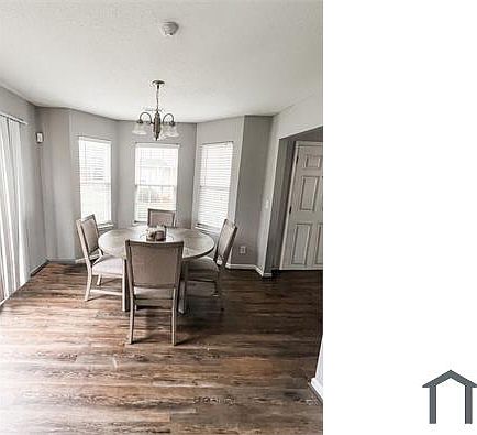 3rd image of 115 Breezeway Ln