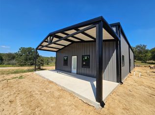 2913 County Line Rd, Chico, TX 76431