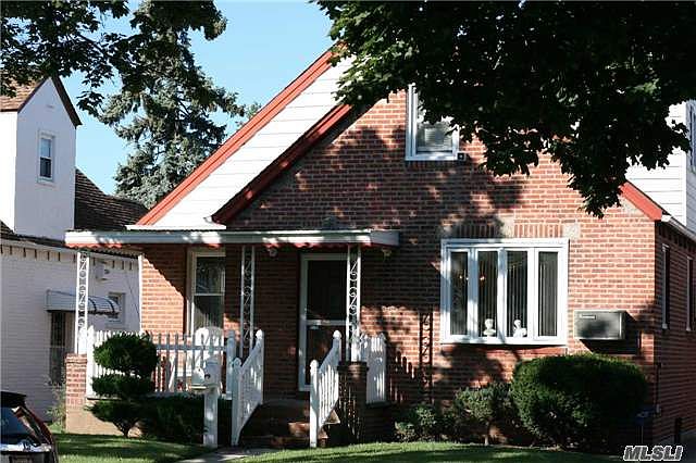 1st image of 8216 257th St