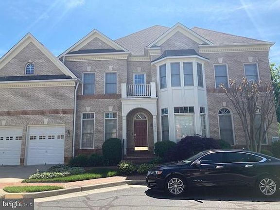 2nd image of 12821 Falcon Wood Pl