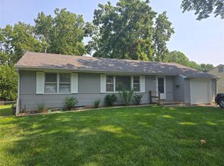 706 Duck Rd, Grandview, MO 64030