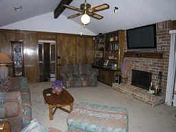 3rd image of 2927 Cherry Hills Dr