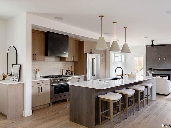 4th image of 3437 W 17th Ave