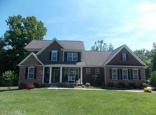 8412 Cripplegate Trce, Browns Summit, NC 27214