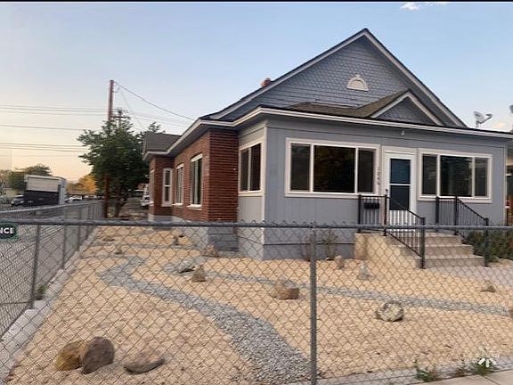 2nd image of 1046 East St