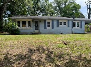 1016 E Howard St, Centreville, MS 39631