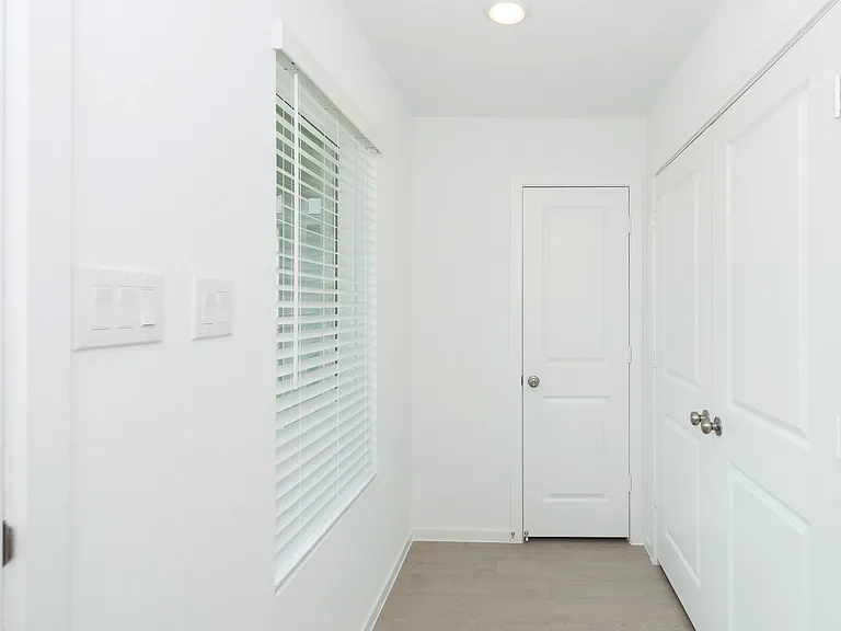 12819 Ivy Creek Ct — Photo 3