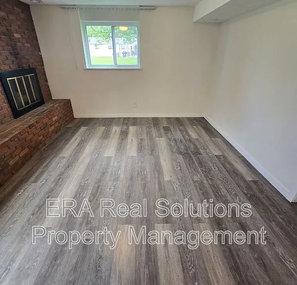 2564 Maybury Rd — Photo 11