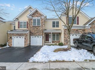 140 Farm Meadows Ln, Hockessin, DE 19707