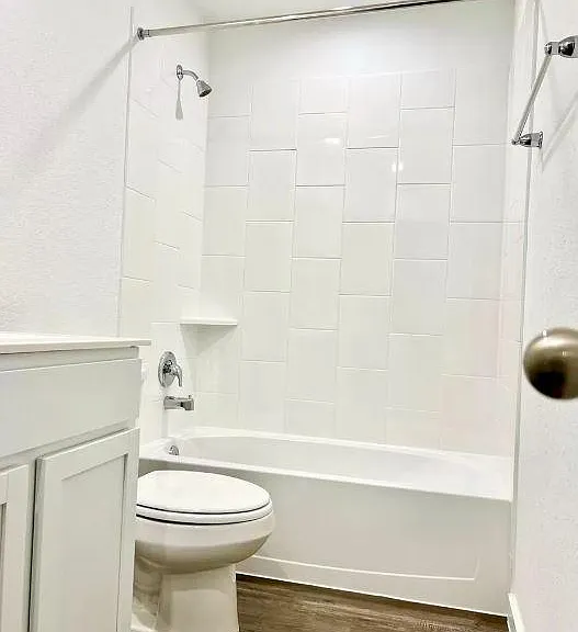 1122 Briscoe Ct — Photo 14