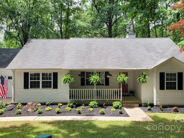 109 Pepper Cir, Mooresville, NC 28117