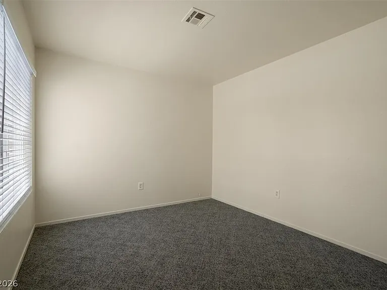 2576 Silver Shadow Dr — Photo 17