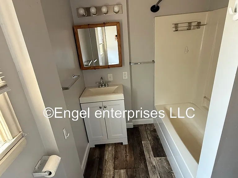 1253 N 5th St #1 — Photo 2